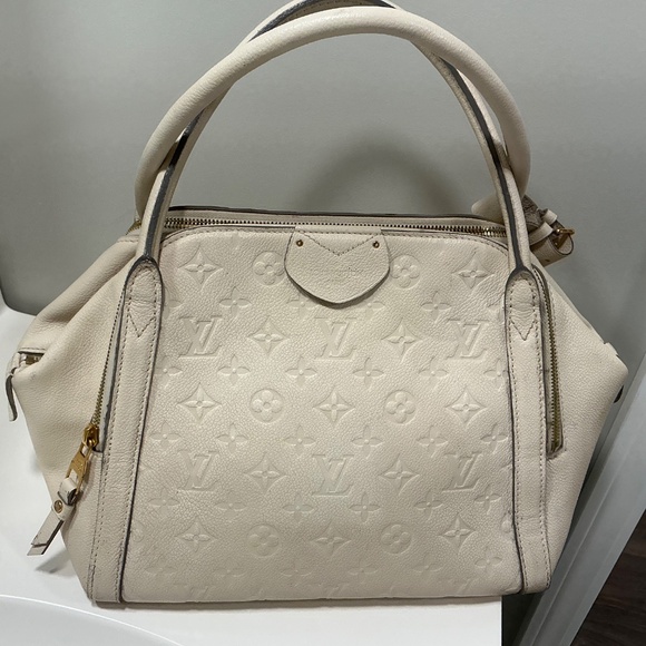 Louis Vuitton cream empritine Marais handbag - Picture 5 of 11